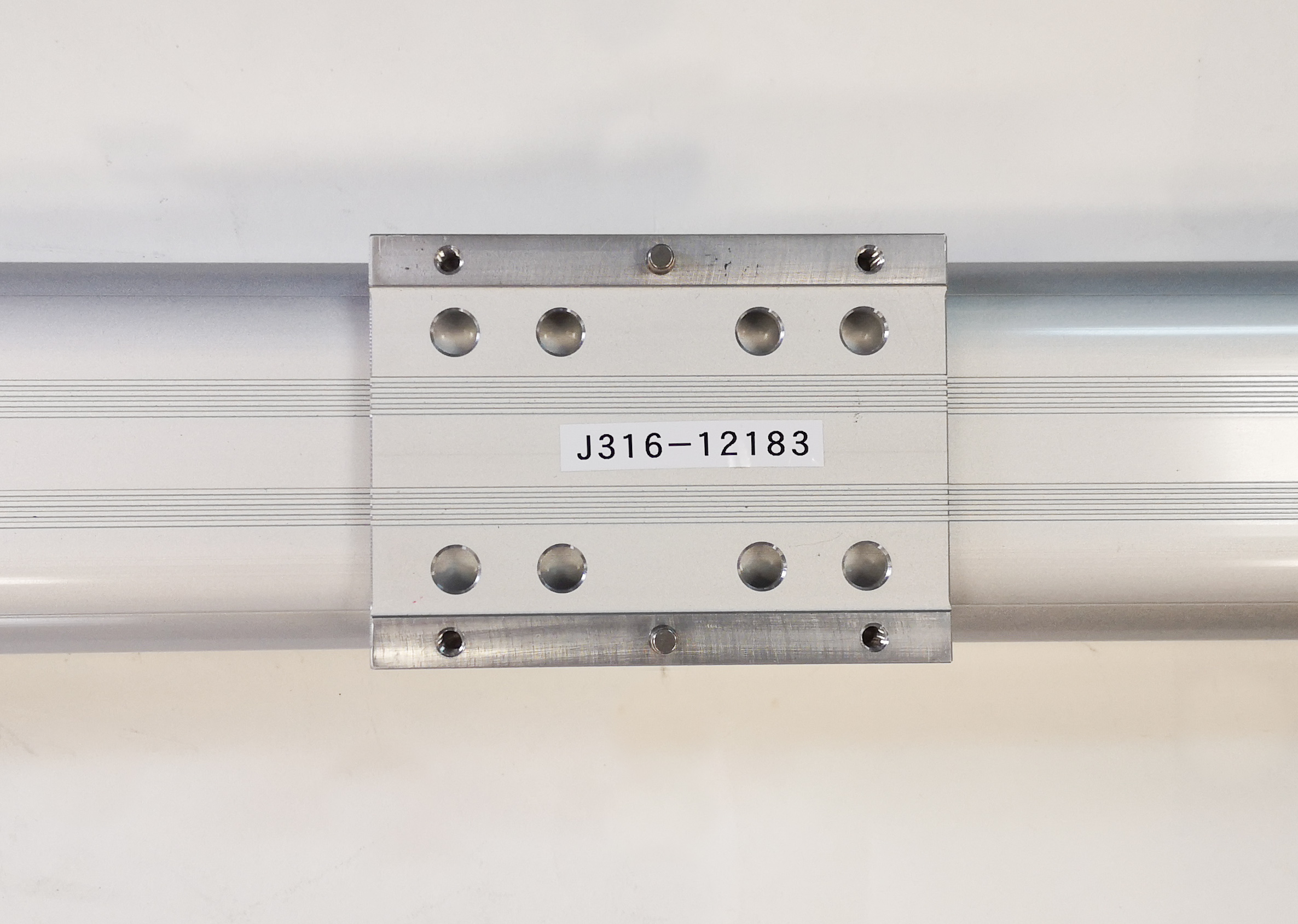 12183 DASA MOTORIZED LINEAR ACTUATOR 1400MM (NEW) DRM80-NSA